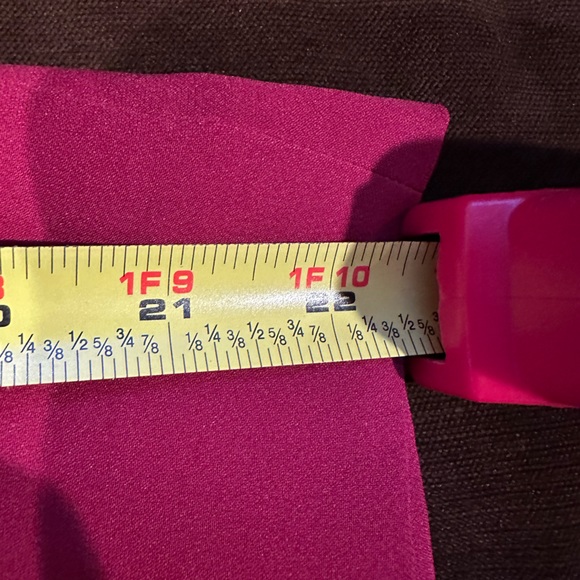 Jones New York Red Wine Knee Length Skirt Zipper On Side l Small Back Slit SZ 14 - Picture 11 of 11